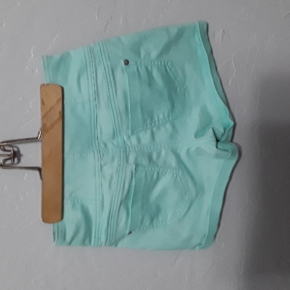 Mint green high waist, 3 button shorts. size 3 - Picture 2 of 3